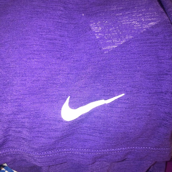 Nike DRI-FIT racerback tank - Picture 4 of 5